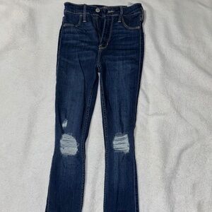 NEW Woman Hollister Ultra High Rise Jeans 00R
